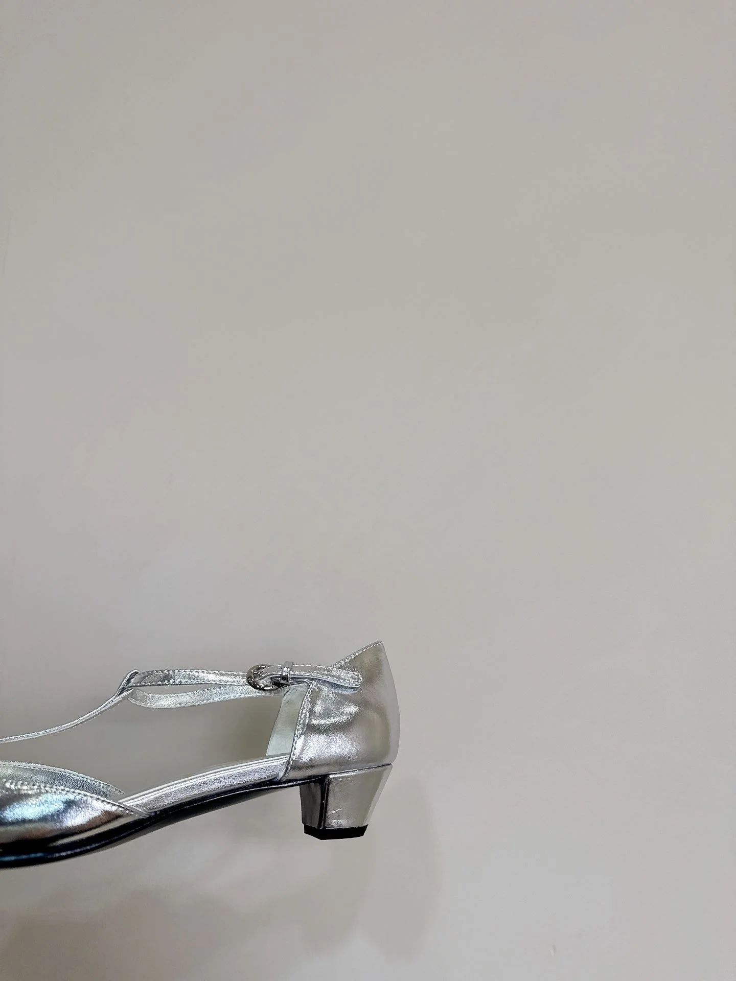 Sleek Miu Miu Sandals 7530
