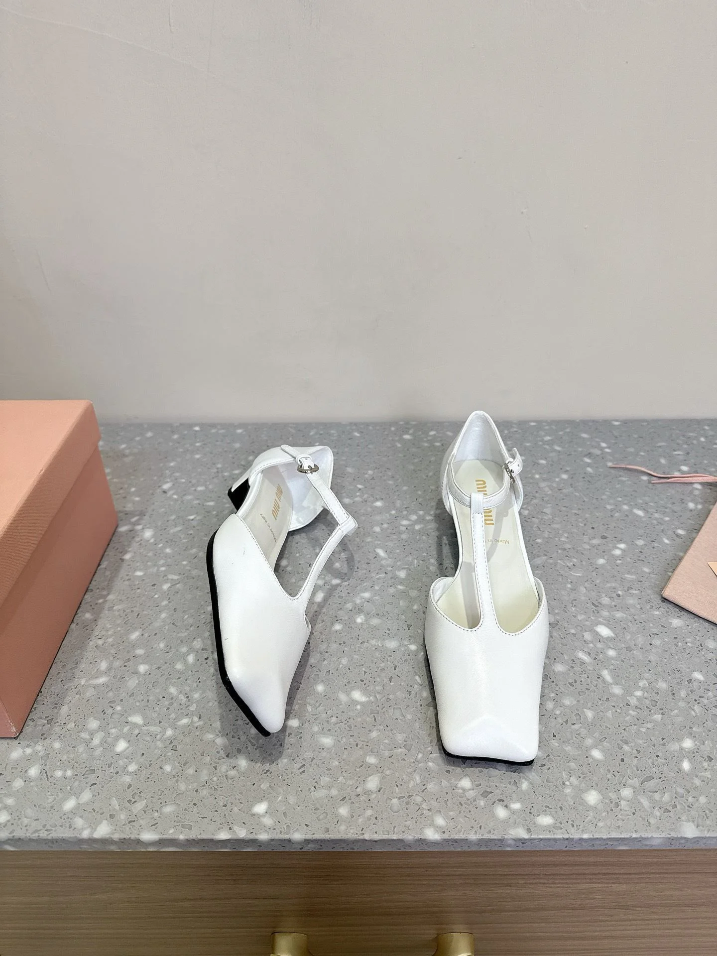 BestValue Miu Miu Sandals 7562
