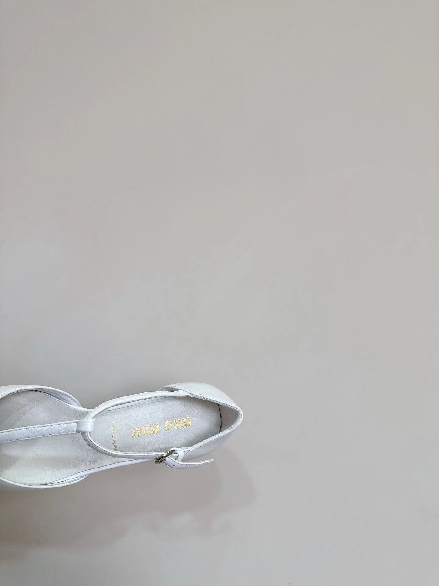 BestValue Miu Miu Sandals 7562