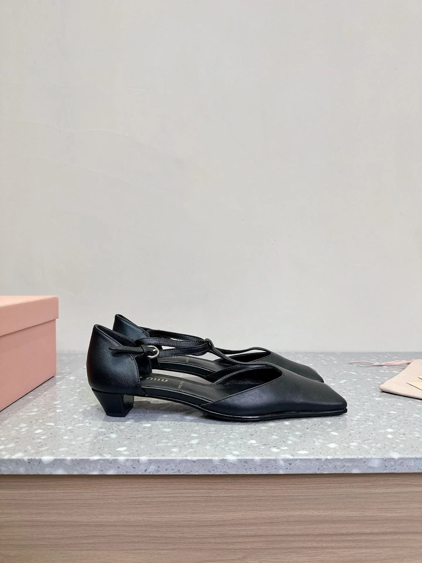 Comfortable Miu Miu Sandals 7633