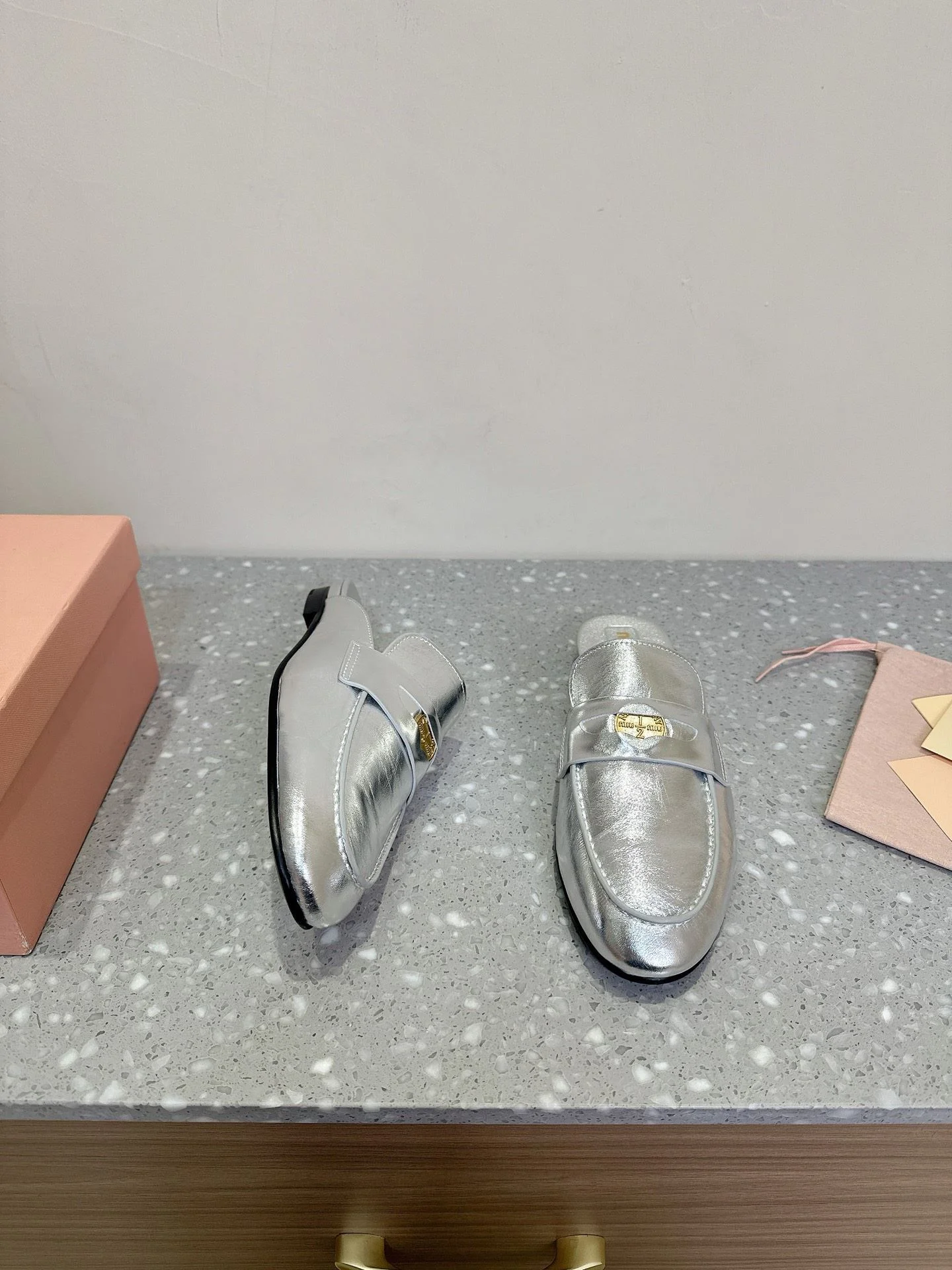 Lightweight Miu Miu Sandals 7565