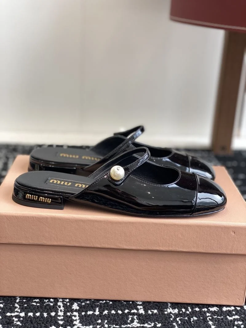 Miu Miu Sandals Bright 11670