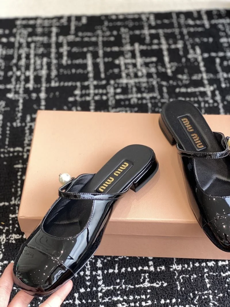 Miu Miu Sandals Bright 11670