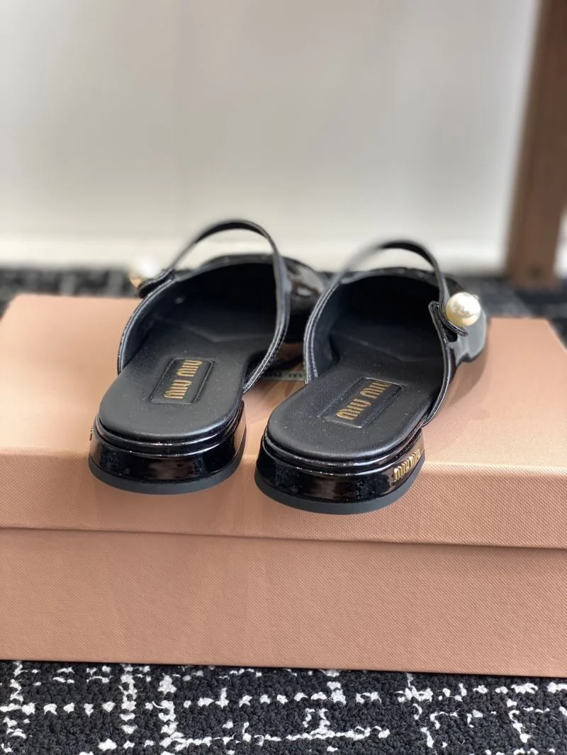 Miu Miu Sandals Bright 11670