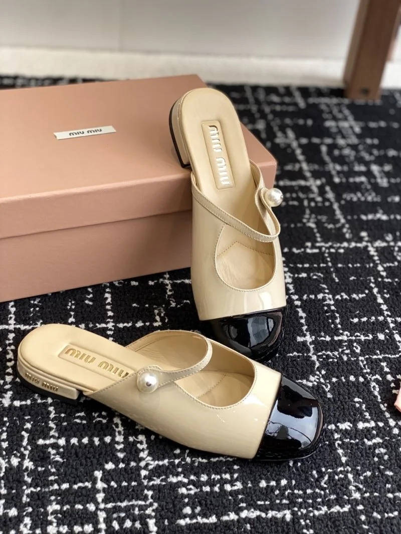 Miu Miu Sandals WellDesigned 11666