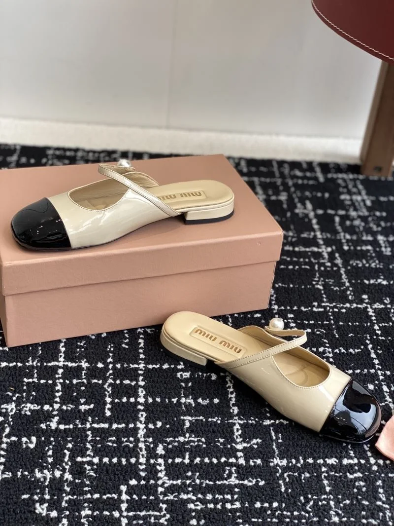 Miu Miu Sandals WellDesigned 11666
