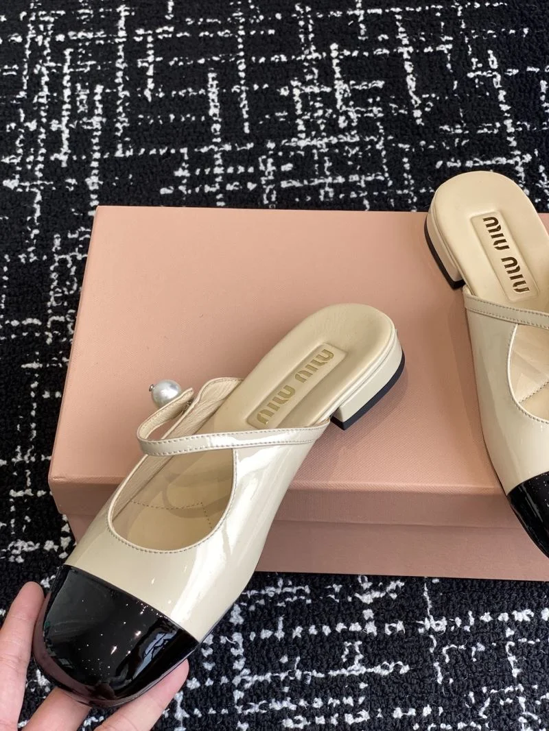 Miu Miu Sandals WellDesigned 11666