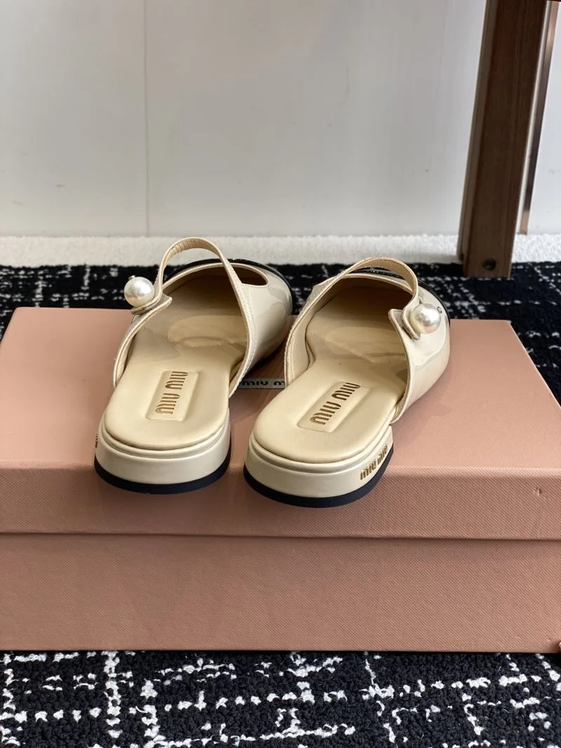 Miu Miu Sandals WellDesigned 11666