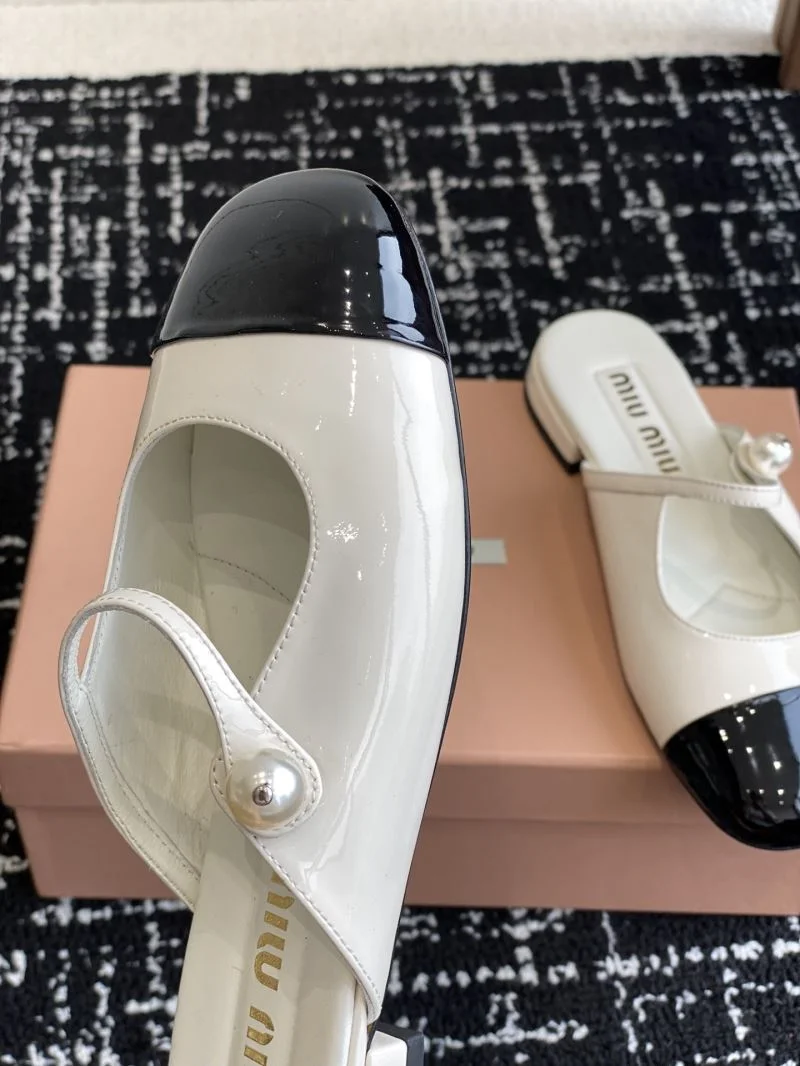 Supportive Miu Miu Sandals 11680