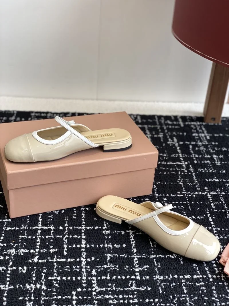 Comfortable Miu Miu Sandals 11658