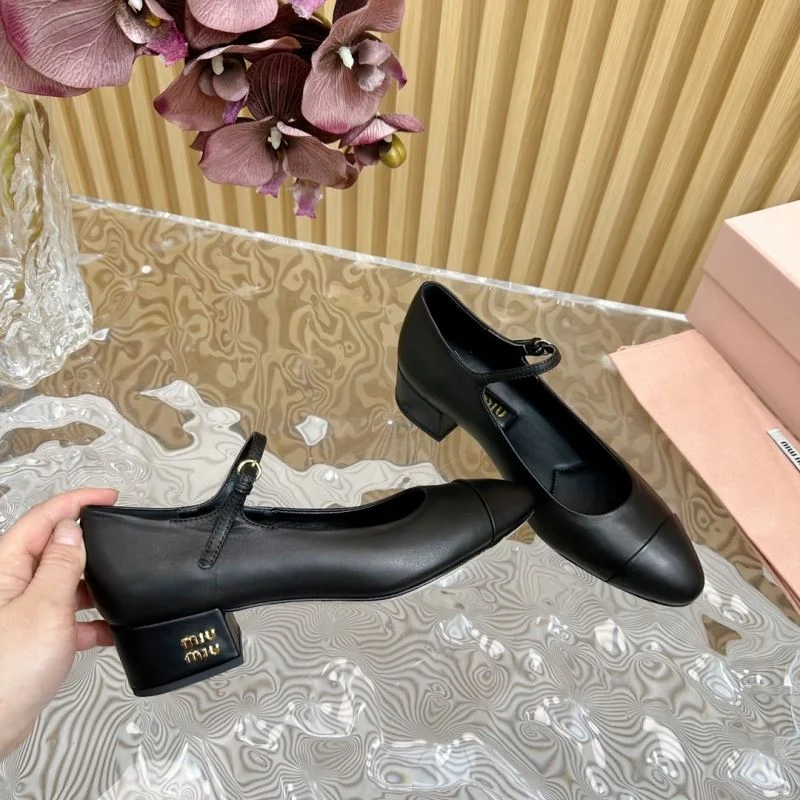 Miu Miu Sandals EasyMatch 11656