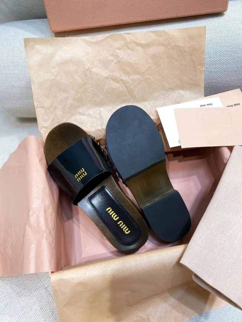 AllSeason Miu Miu Sandals 11633