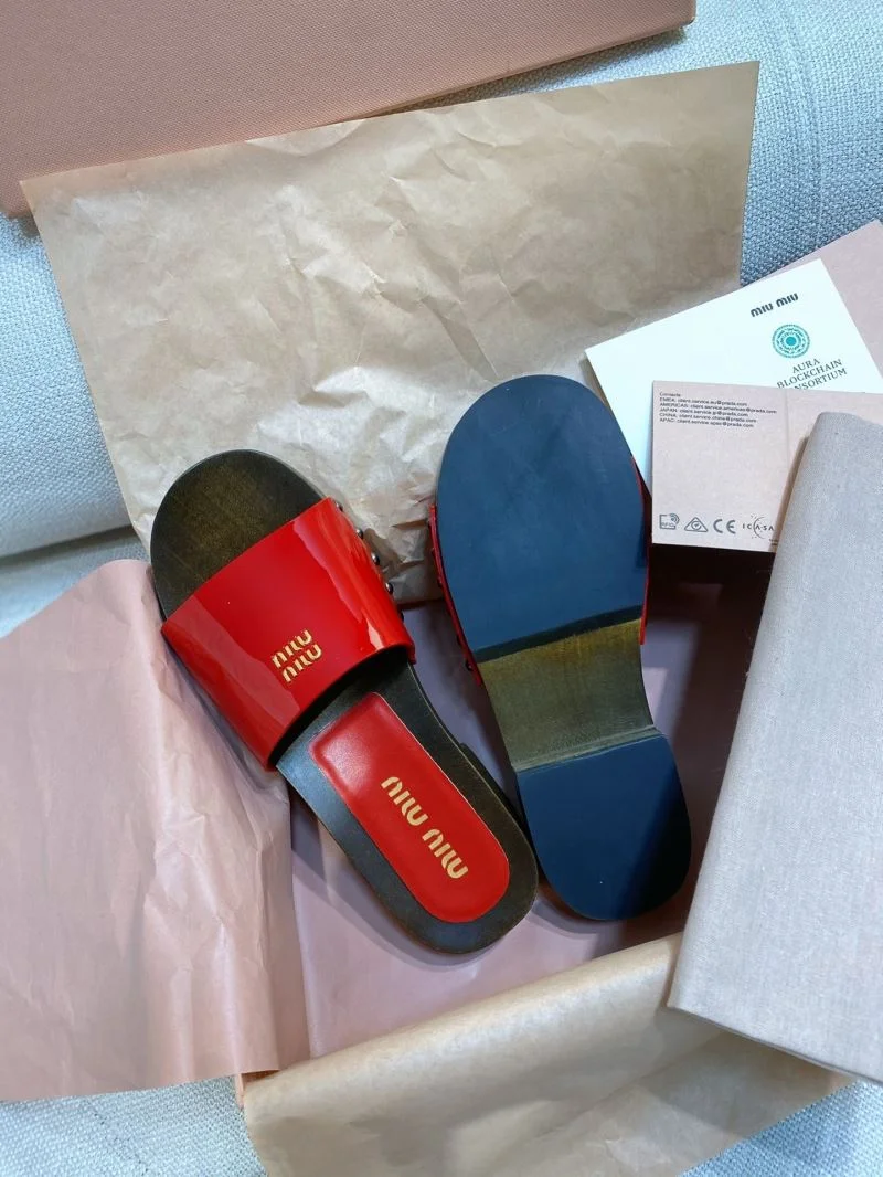 Miu Miu Sandals Lightweight 11629