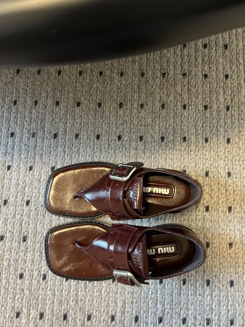 Miu Miu Sandals Youthful 11625
