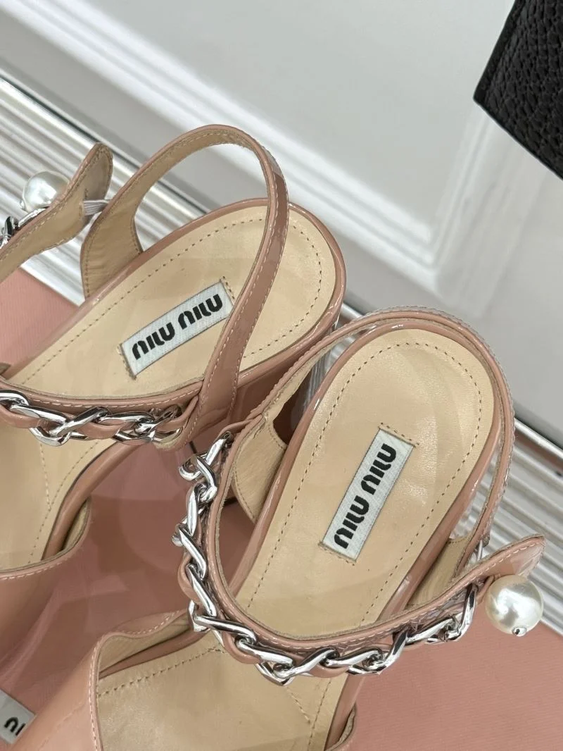Elegant Miu Miu Sandals 11620