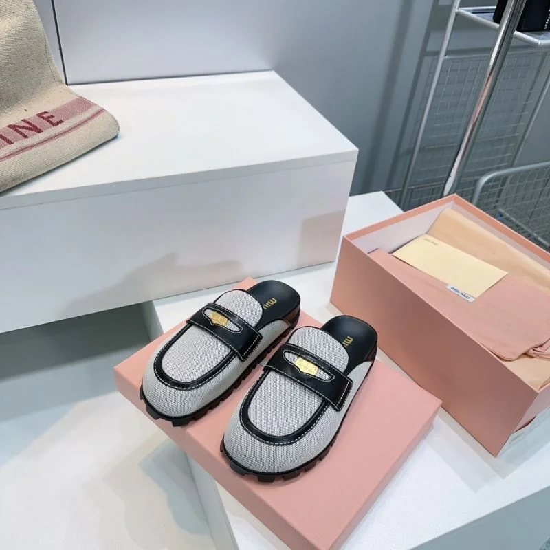 TechFriendly Miu Miu Sandals 11606