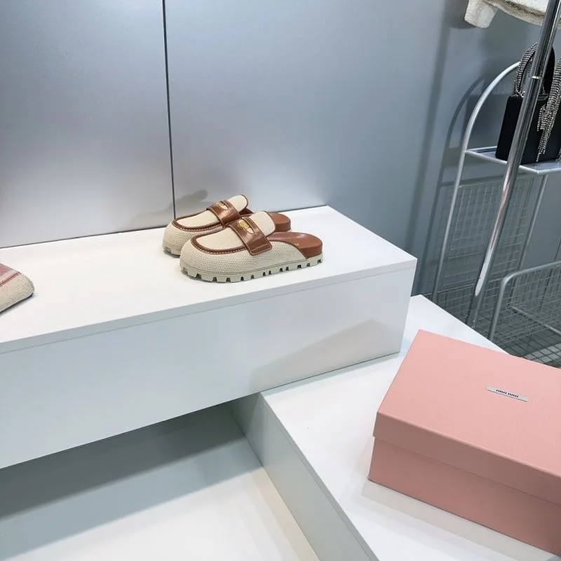 ZeroBulk Miu Miu Sandals 11608