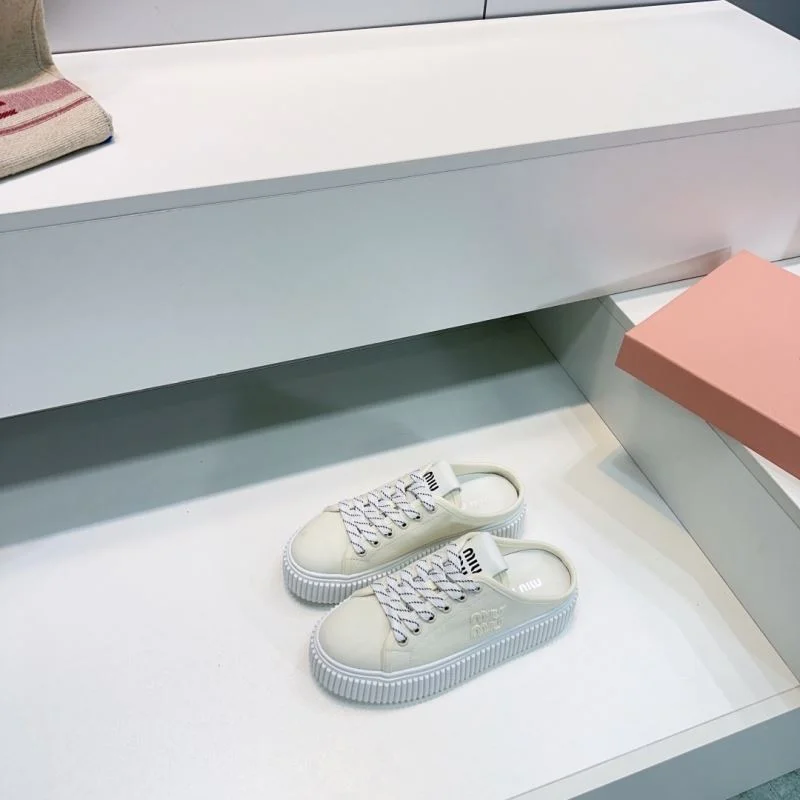 Miu Miu Sandals Compact 11600