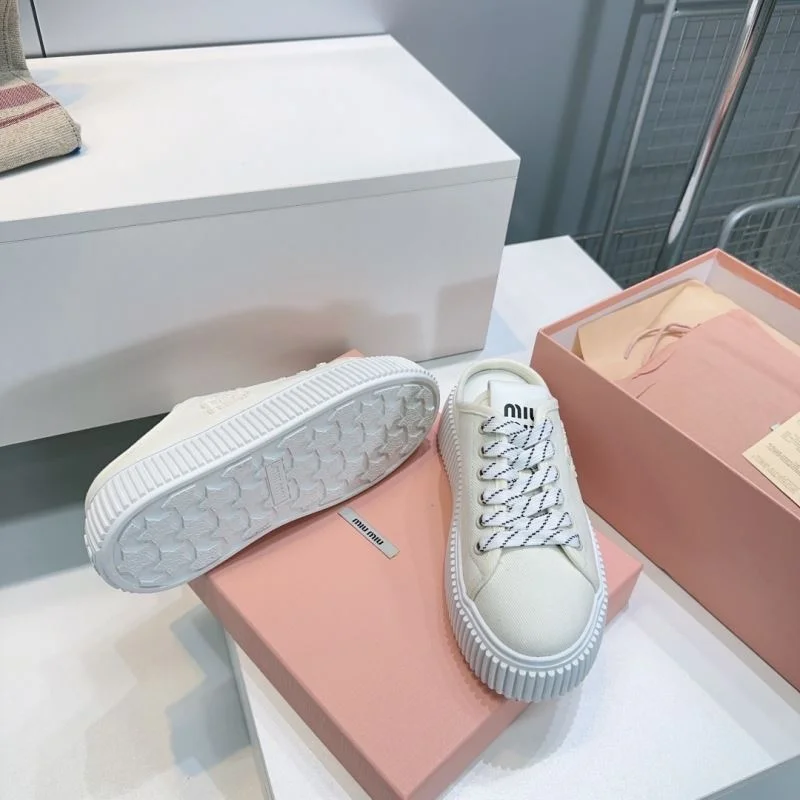 Miu Miu Sandals Compact 11600
