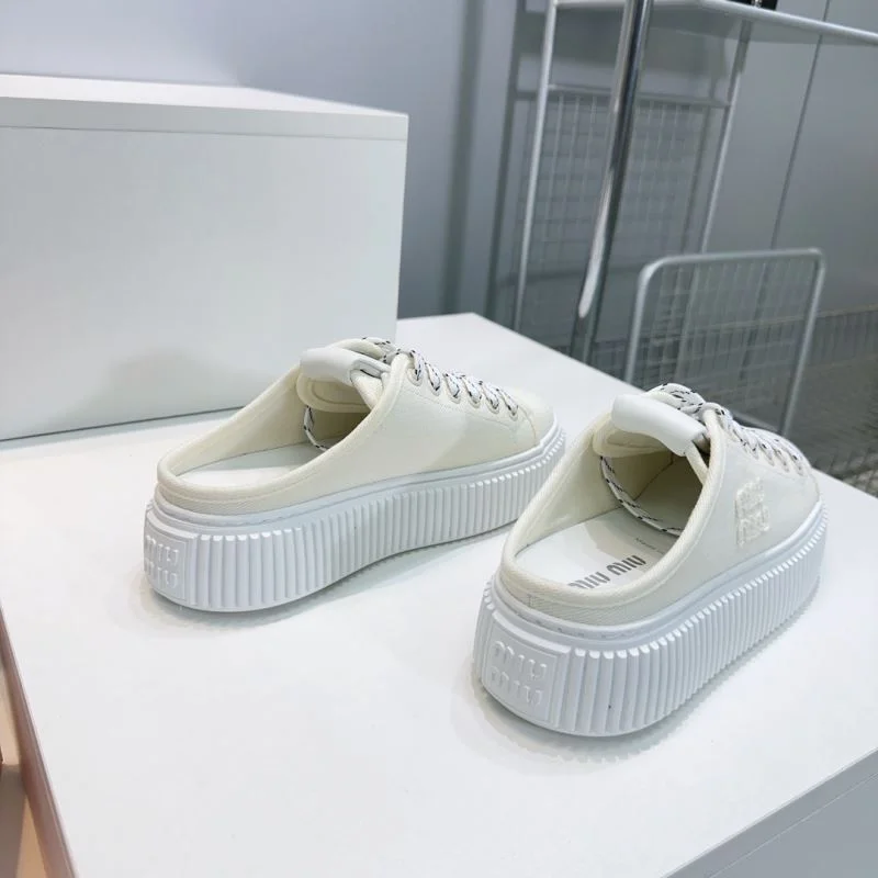 Miu Miu Sandals Compact 11600