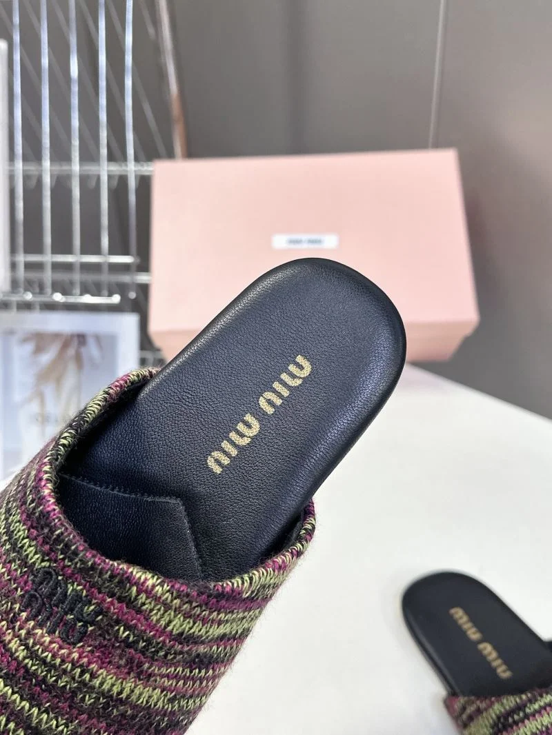Miu Miu Sandals EyeCatching 9653
