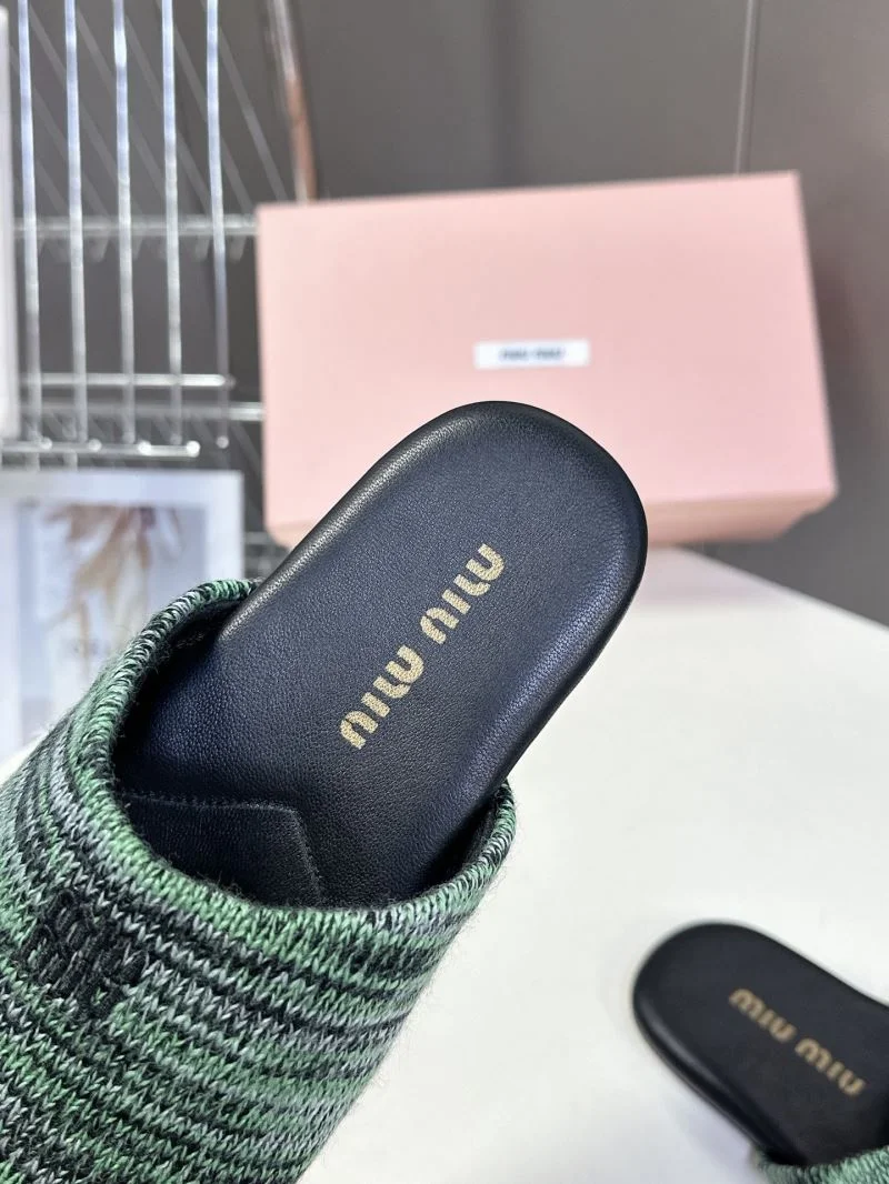 Miu Miu Sandals Comfortable 9646