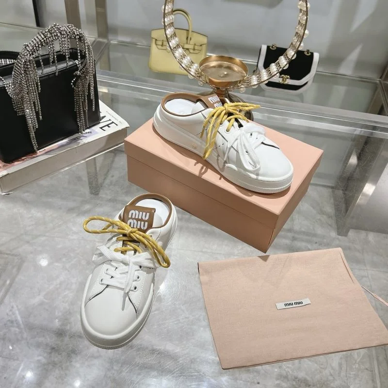 Refined Miu Miu Sandals 9590