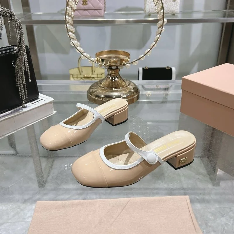 Sleek Miu Miu Sandals 9605