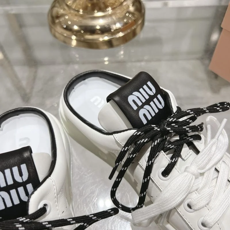 Miu Miu Sandals MultiPurpose 9587