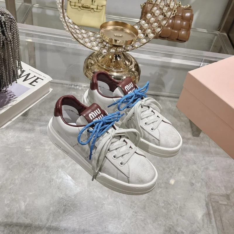 Miu Miu Sandals Comfortable 9600
