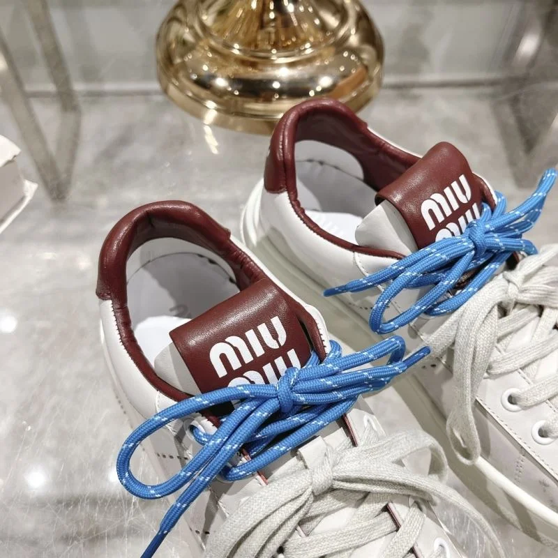 Miu Miu Sandals Comfortable 9600