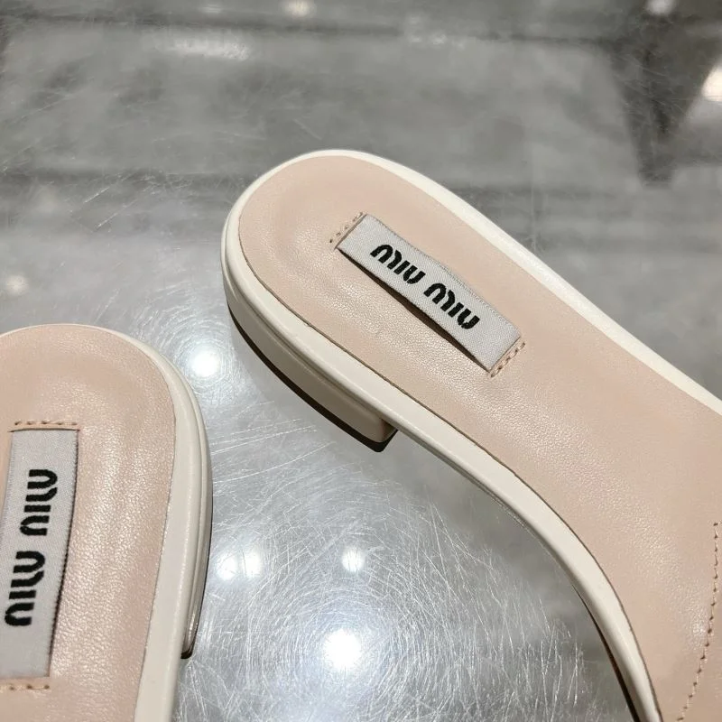 Miu Miu Sandals Durable 9580