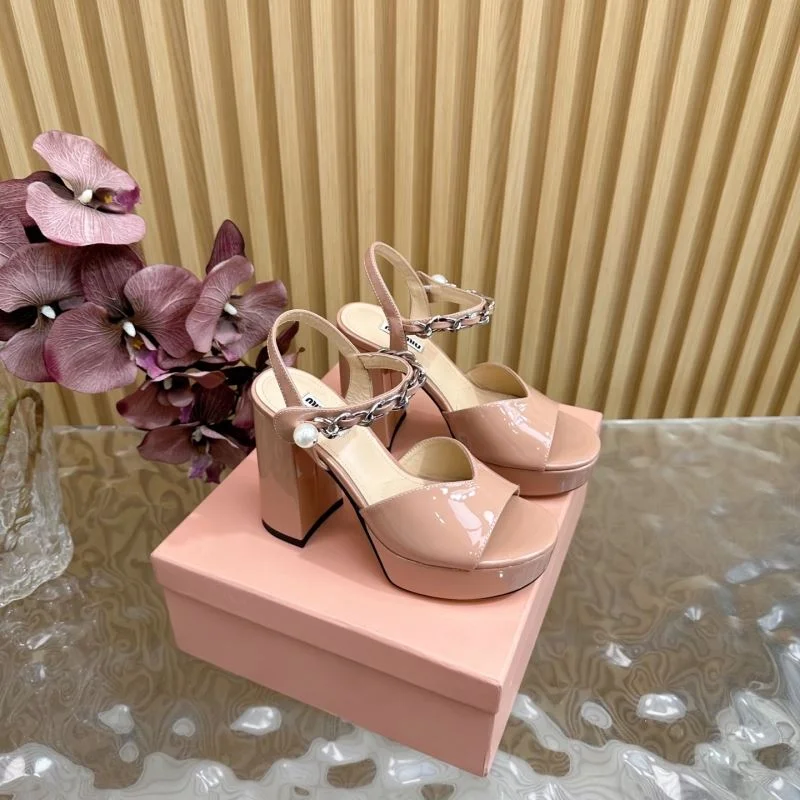 Miu Miu Sandals Sophisticated 9584