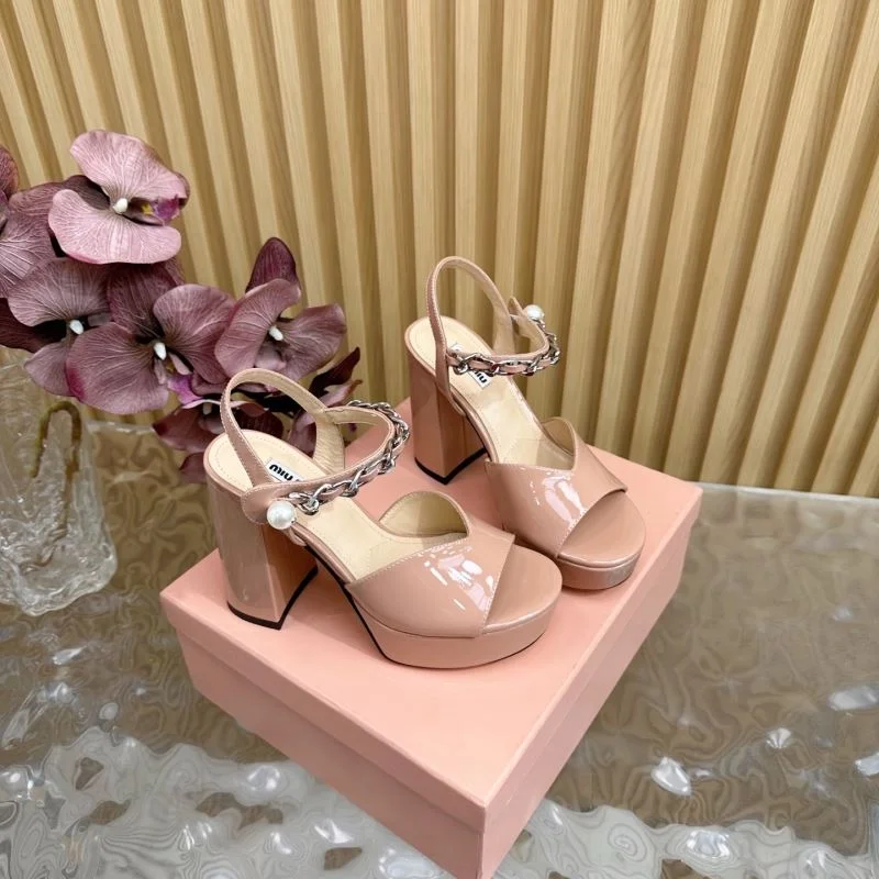 Miu Miu Sandals Sophisticated 9584