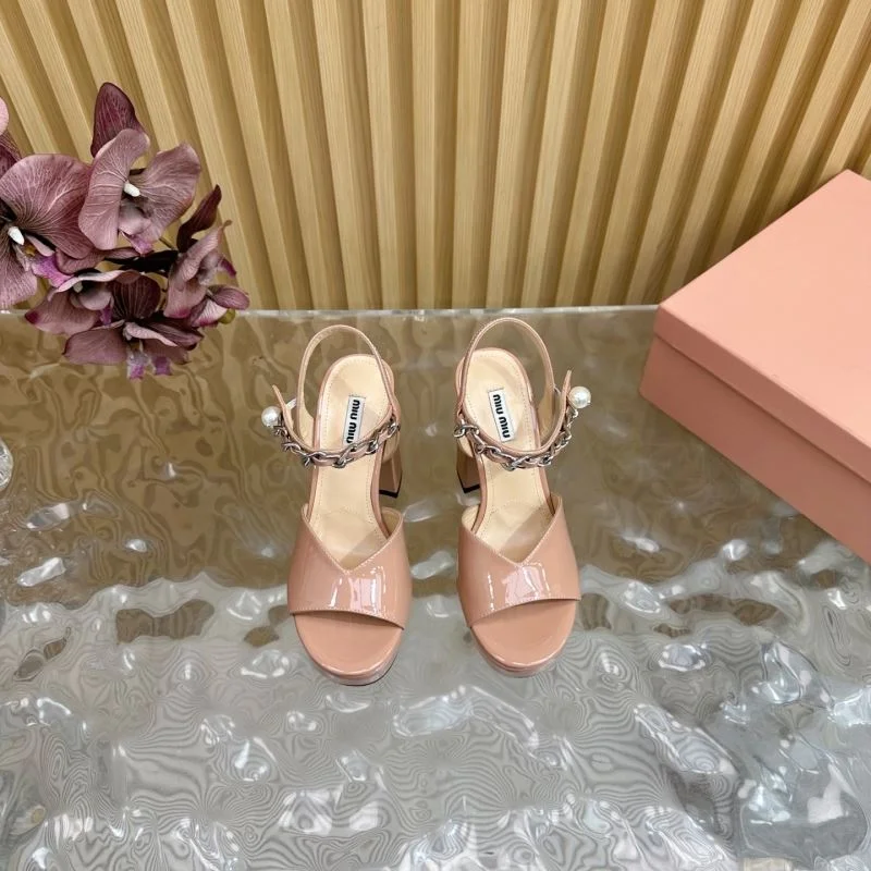 Miu Miu Sandals Sophisticated 9584