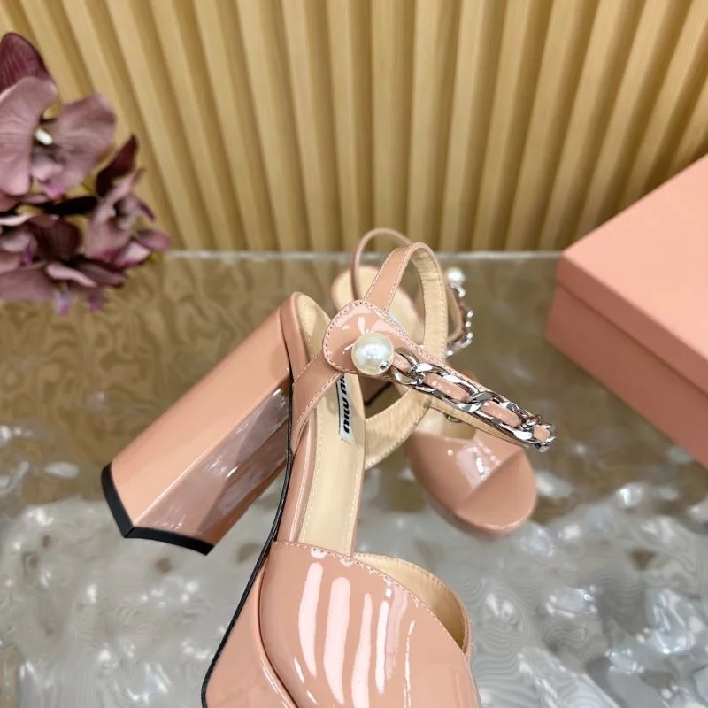 Miu Miu Sandals Sophisticated 9584