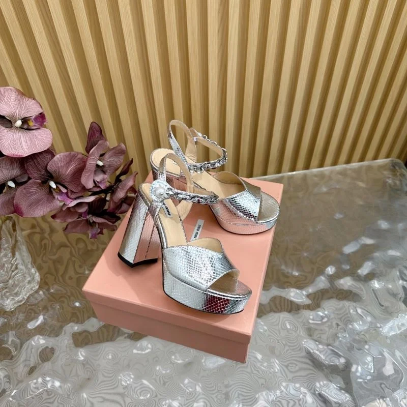 Miu Miu Sandals Unique 9572