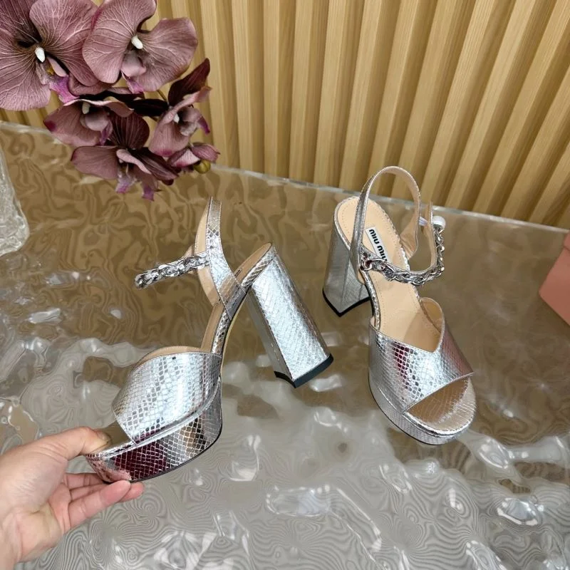 Miu Miu Sandals Unique 9572