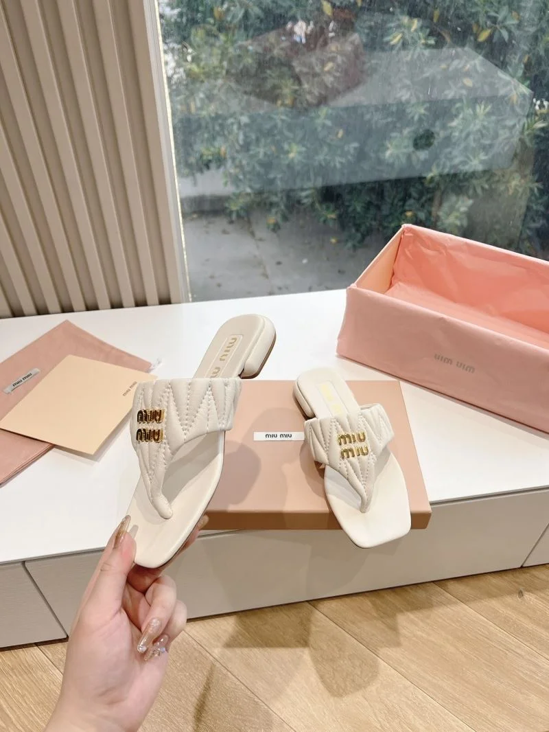 Miu Miu Sandals Breathable 9579