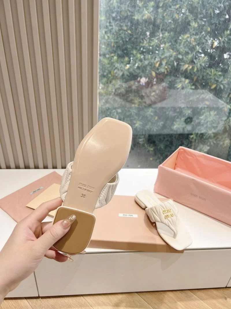 Miu Miu Sandals Breathable 9579