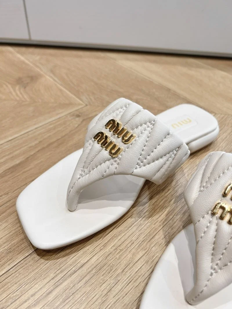 Miu Miu Sandals Breathable 9579