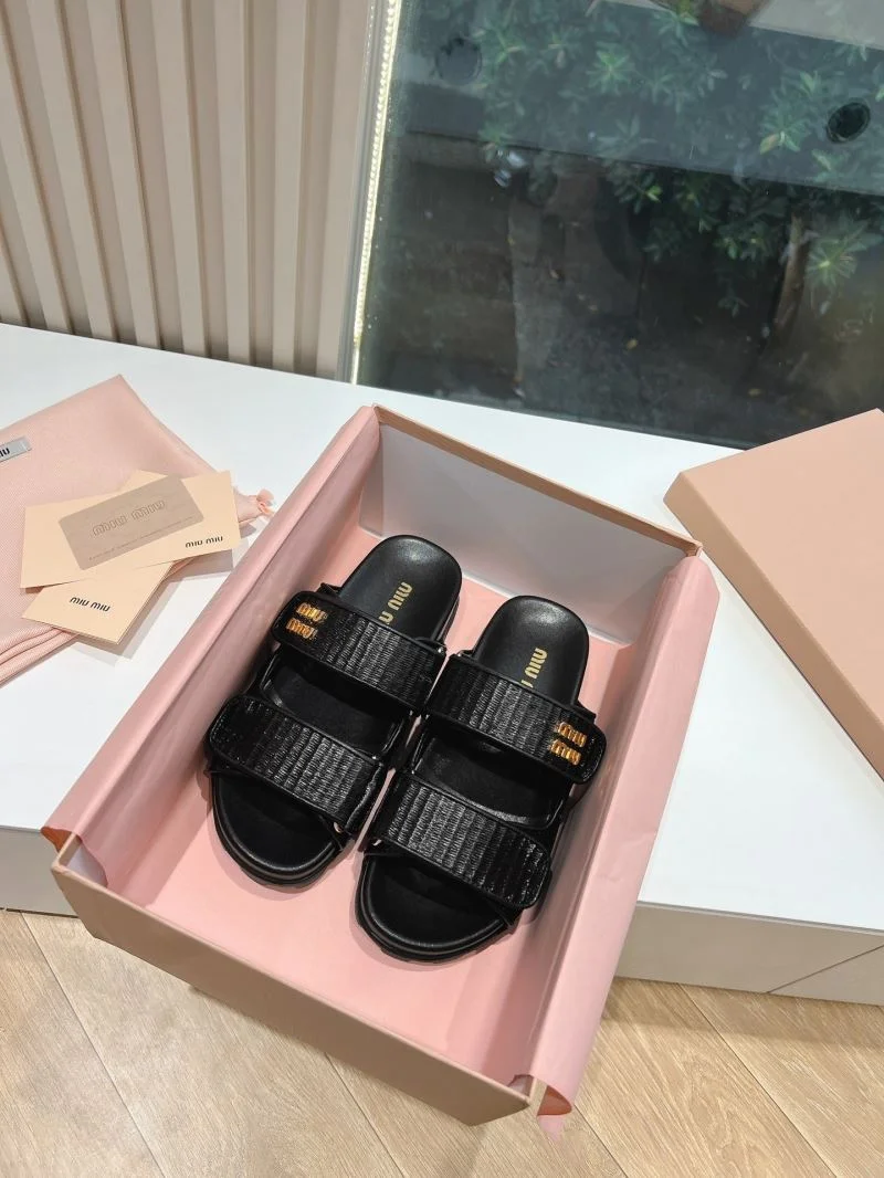 Comfortable Miu Miu Sandals 9566