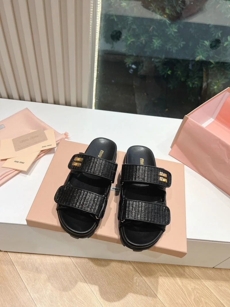 Comfortable Miu Miu Sandals 9566