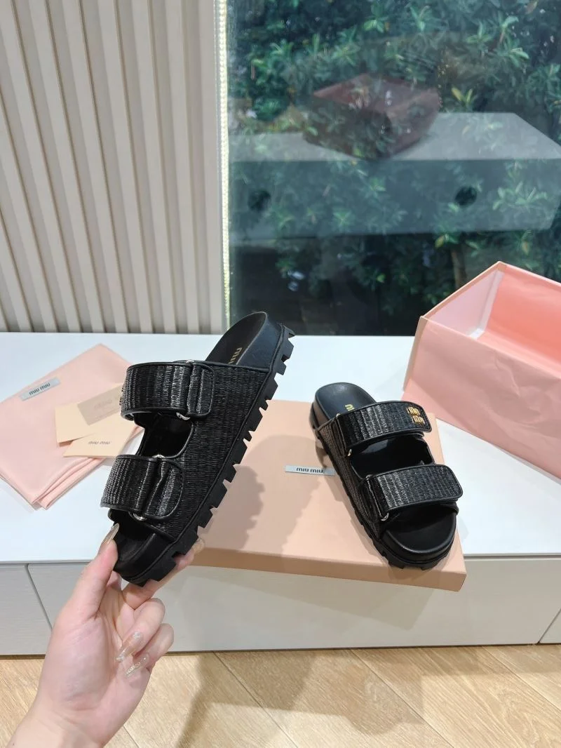 Comfortable Miu Miu Sandals 9566