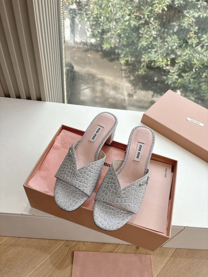 Miu Miu Sandals EasyMatch 9555