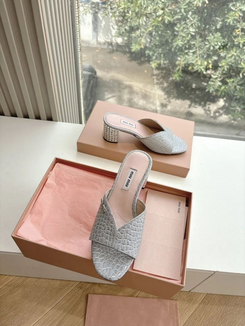 Miu Miu Sandals EasyMatch 9555