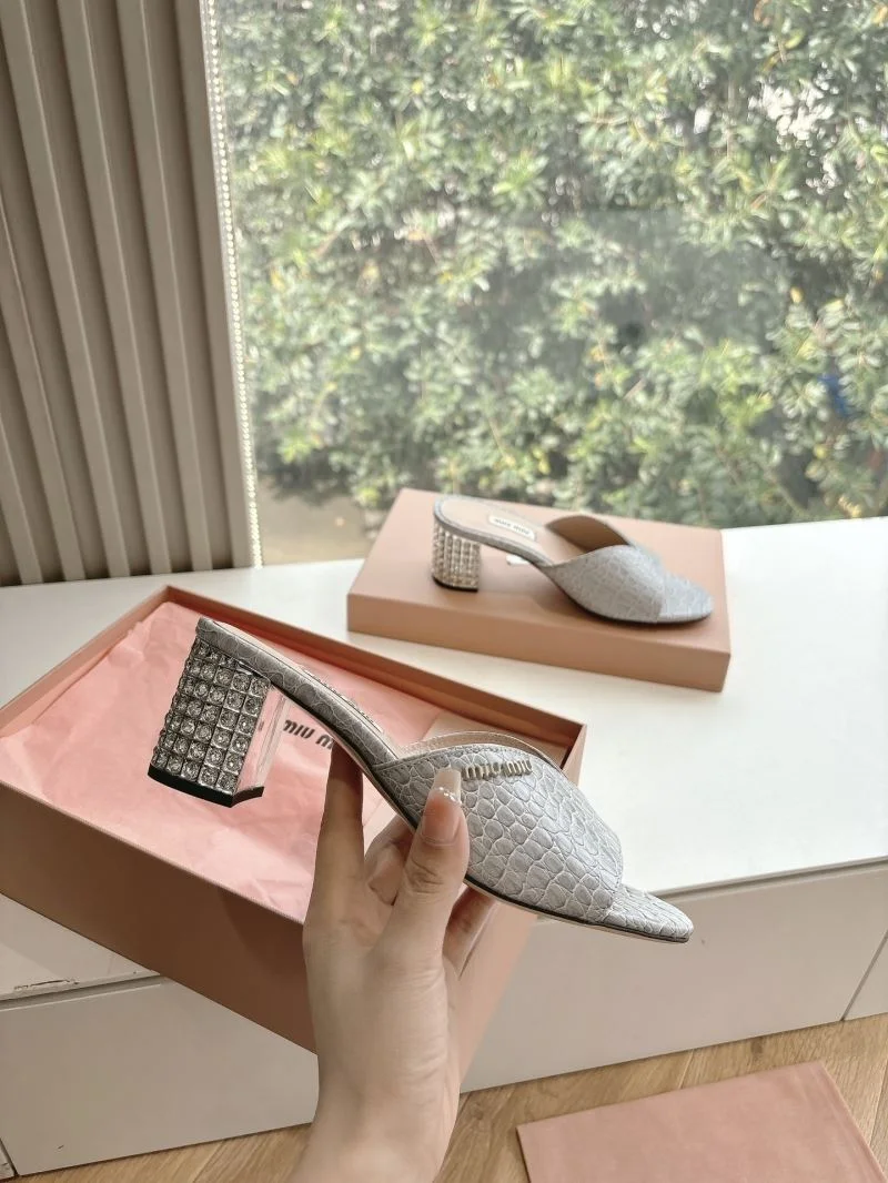 Miu Miu Sandals EasyMatch 9555