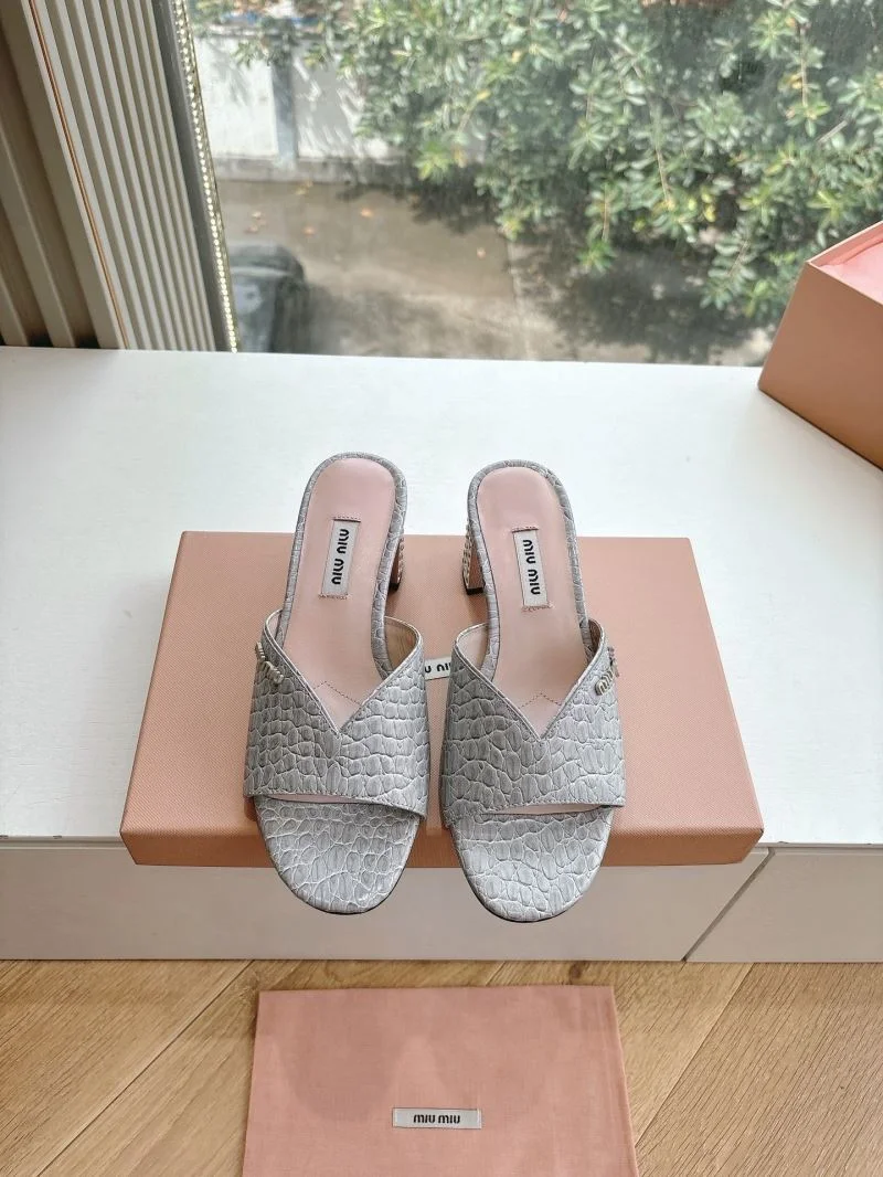 Miu Miu Sandals EasyMatch 9555