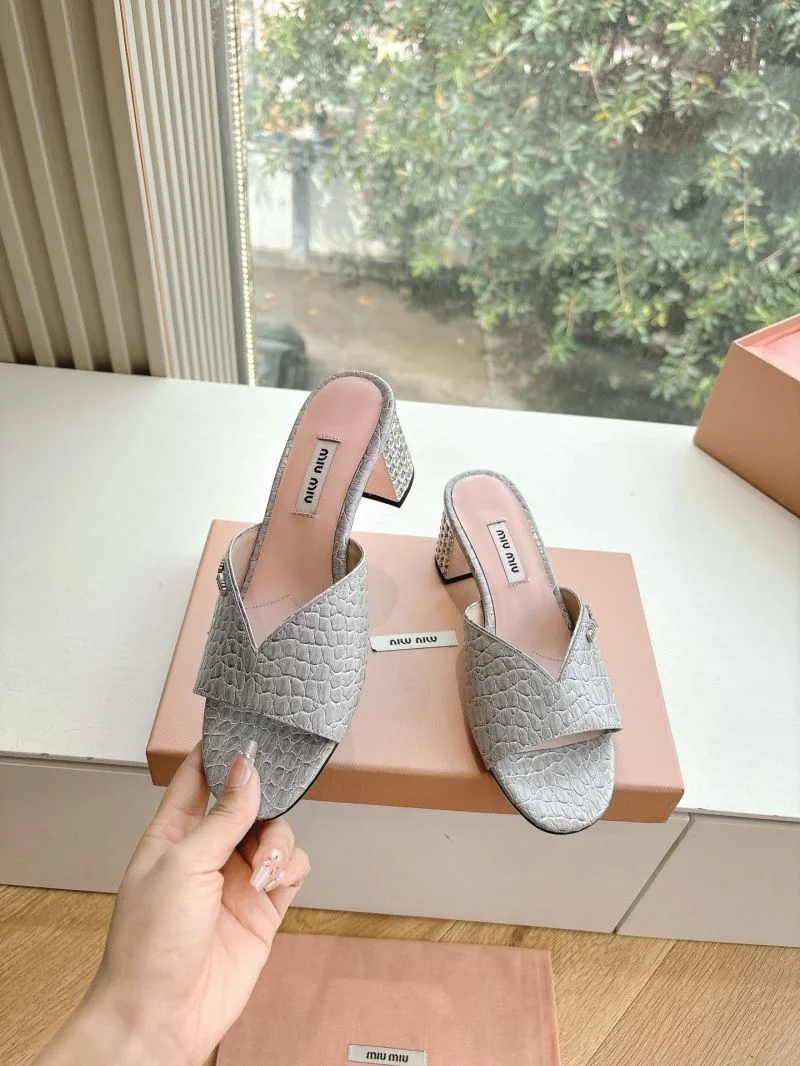 Miu Miu Sandals EasyMatch 9555