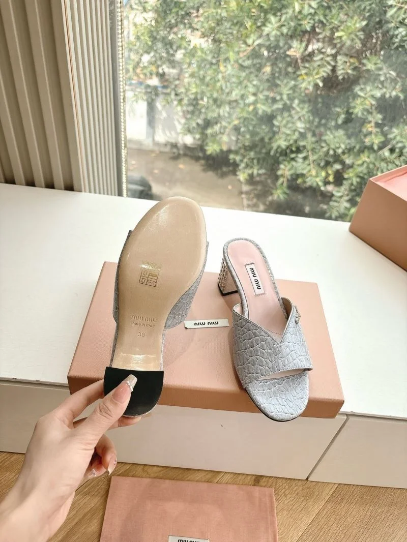 Miu Miu Sandals EasyMatch 9555